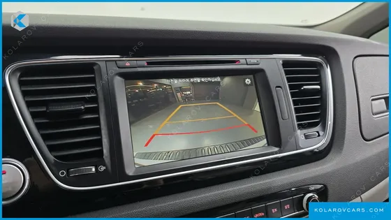 KIA CARNIVAL 9-SEATER PRESTIGE