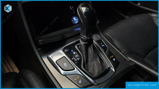 HYUNDAI GRANDEUR HG240 MODERN