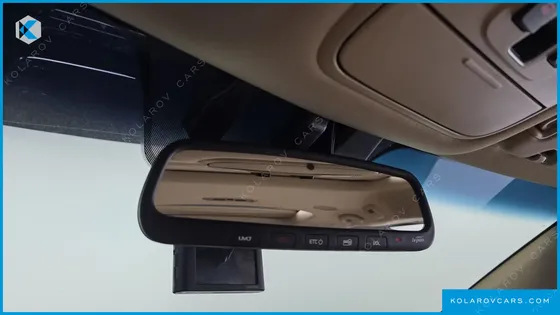 KIA CARNIVAL 9-SEATER PRSTIGE