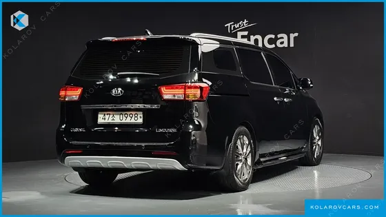 KIA CARNIVAL GASOLINE 7-SEATER LIMOUSINE