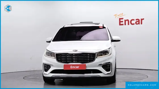 KIA CARNIVAL 9-SEATER LUXURY