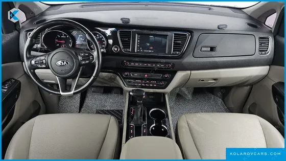 KIA CARNIVAL 11-SEATER PRESTIGE