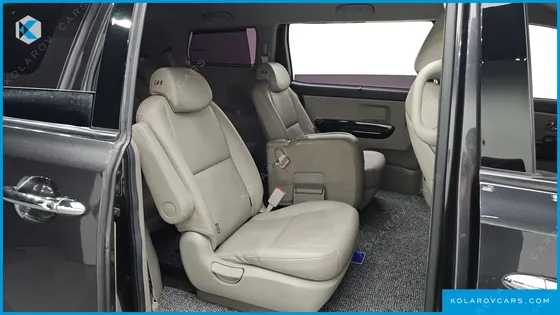 KIA CARNIVAL 11-SEATER PRESTIGE