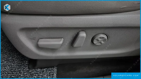 KIA CARNIVAL 11-SEATER PRESTIGE