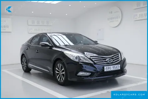 HYUNDAI GRANDEUR HG240 LUXURY