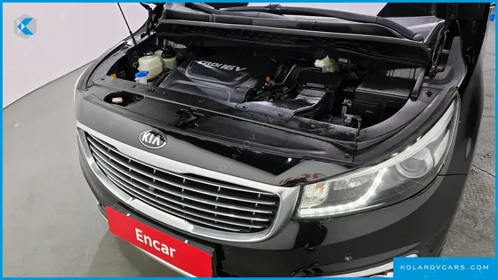 KIA CARNIVAL 9-SEATER NOBLESSE