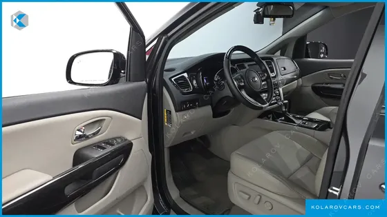 KIA CARNIVAL 9-SEATER PRSTIGE