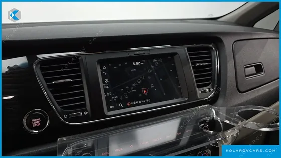 KIA CARNIVAL 9-SEATER PRSTIGE