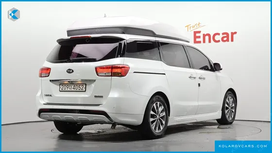 KIA CARNIVAL 9-SEATER HI-LIMOUSINE