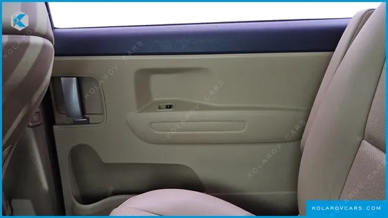 KIA CARNIVAL 9-SEATER HI-LIMOUSINE