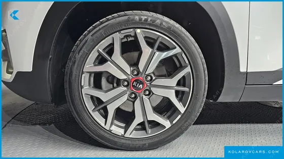 KIA SELTOS GASOLINE 1.6 TURBO 2WD