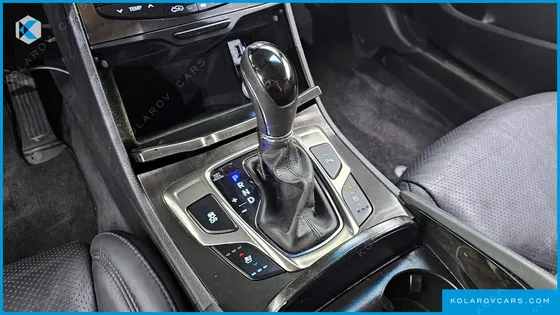 HYUNDAI GRANDEUR HG240 MODERN