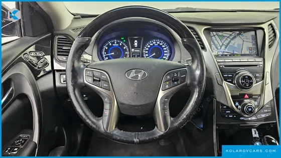 HYUNDAI GRANDEUR HG240 MODERN