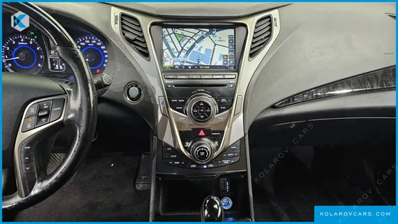 HYUNDAI GRANDEUR HG240 MODERN