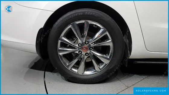 KIA CARNIVAL 9-SEATER PRSTIGE