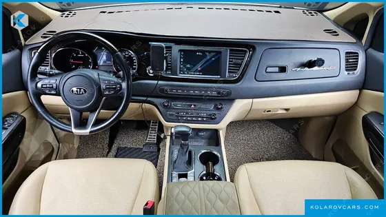 KIA CARNIVAL 9-SEATER PRSTIGE