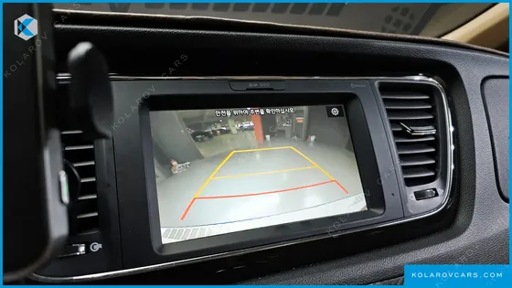 KIA CARNIVAL 9-SEATER PRSTIGE