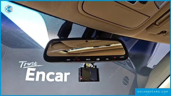 KIA CARNIVAL 9-SEATER PRSTIGE