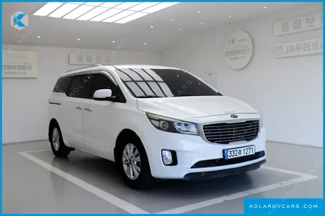 KIA CARNIVAL 11-SEATER LUXURY
