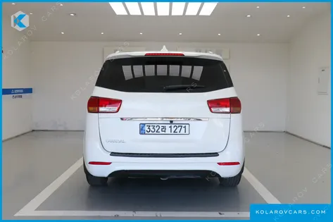 KIA CARNIVAL 11-SEATER LUXURY
