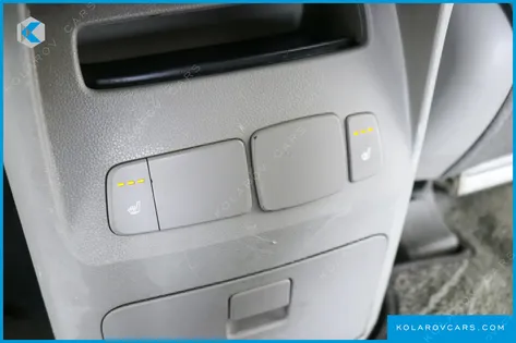 KIA CARNIVAL 11-SEATER LUXURY