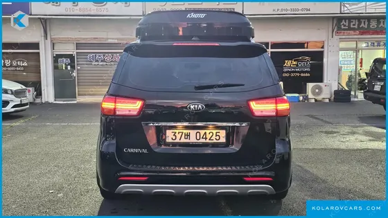 KIA CARNIVAL 9-SEATER NOBLESSE