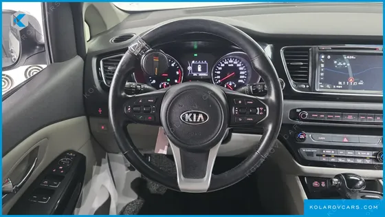 KIA CARNIVAL 9-SEATER PRESTIGE
