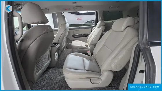 KIA CARNIVAL 9-SEATER PRESTIGE