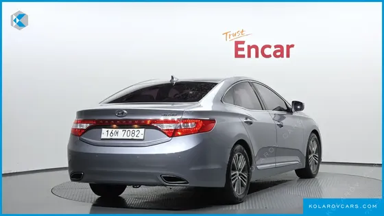 HYUNDAI GRANDEUR HG240 MODERN