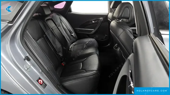 HYUNDAI GRANDEUR HG240 MODERN