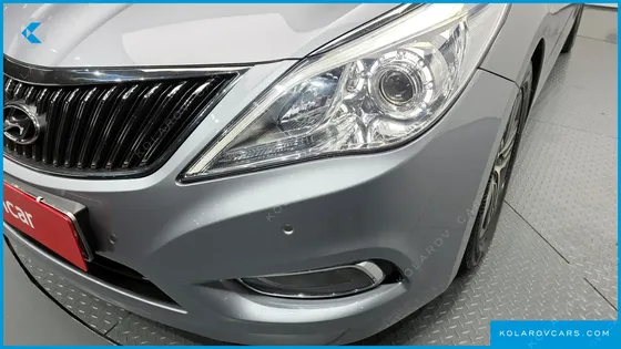 HYUNDAI GRANDEUR HG240 MODERN