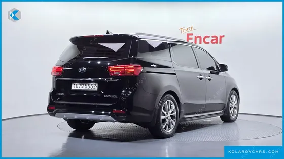 KIA CARNIVAL GASOLINE 7-SEATER LIMOUSINE