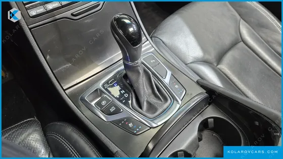 HYUNDAI GRANDEUR HG240 MODERN