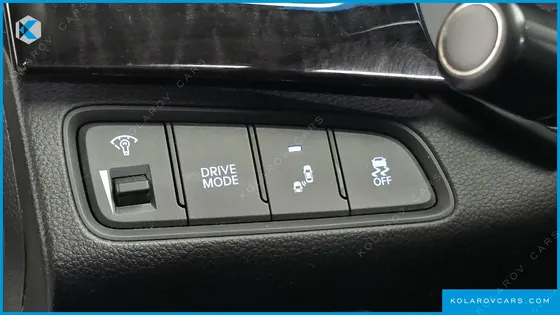 HYUNDAI GRANDEUR HG240 MODERN