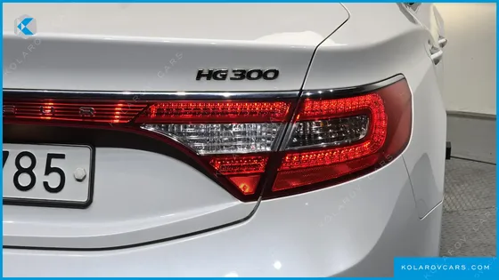 HYUNDAI GRANDEUR HG240 MODERN