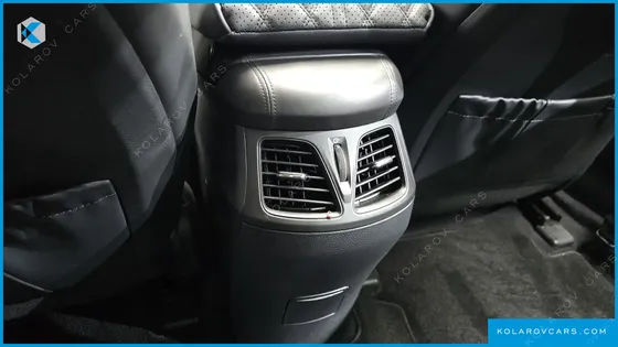 HYUNDAI GRANDEUR HG240 MODERN