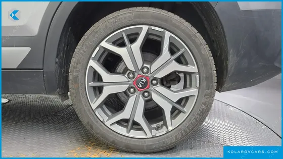 KIA SELTOS GASOLINE 1.6 TURBO 2WD
