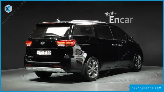 KIA CARNIVAL 9-SEATER NOBLESSE SPECIAL