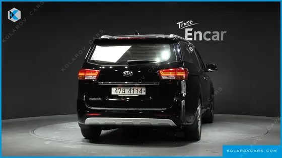 KIA CARNIVAL 9-SEATER NOBLESSE SPECIAL