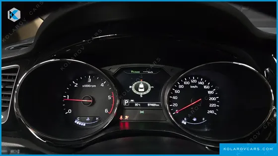 KIA CARNIVAL 9-SEATER NOBLESSE SPECIAL