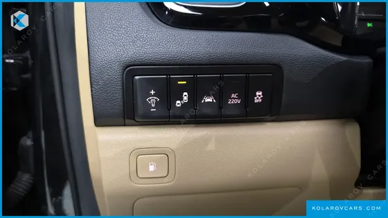 KIA CARNIVAL 9-SEATER NOBLESSE SPECIAL