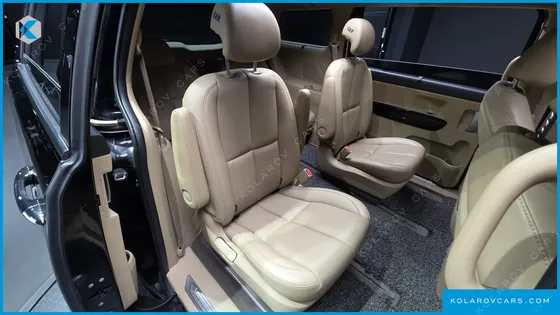 KIA CARNIVAL 9-SEATER NOBLESSE SPECIAL