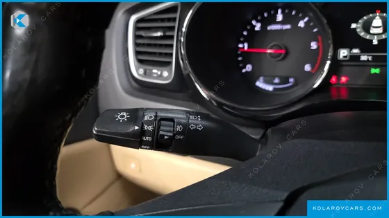 KIA CARNIVAL 9-SEATER NOBLESSE SPECIAL
