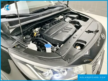 KIA CARNIVAL 9-SEATER PRSTIGE