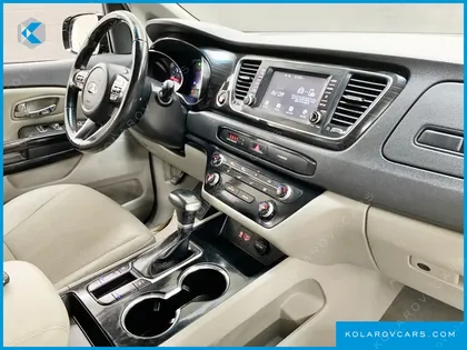 KIA CARNIVAL 9-SEATER PRSTIGE