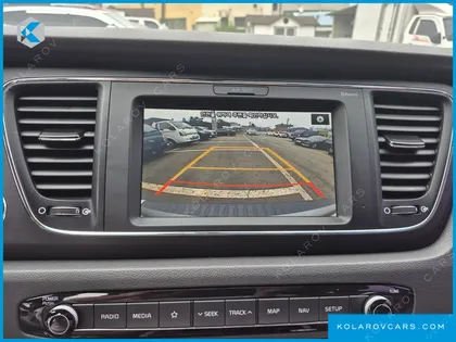 KIA CARNIVAL 11-SEATER LUXURY