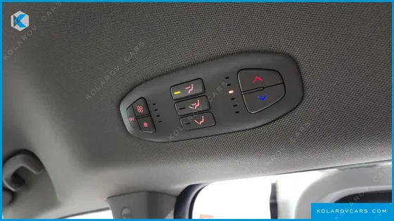 KIA CARNIVAL 11-SEATER DELUXE