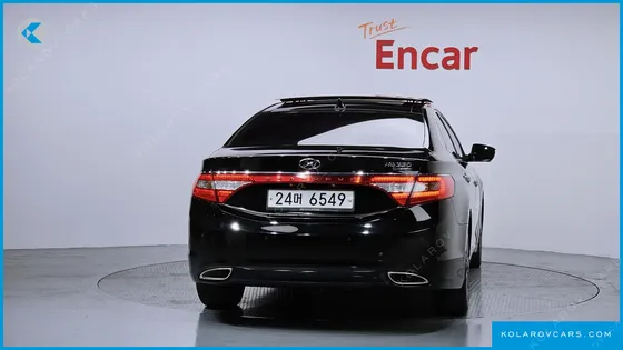 HYUNDAI GRANDEUR HG330 CELEBRITY
