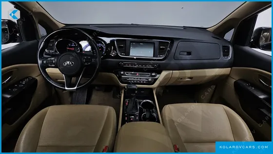KIA CARNIVAL 9-SEATER PRSTIGE