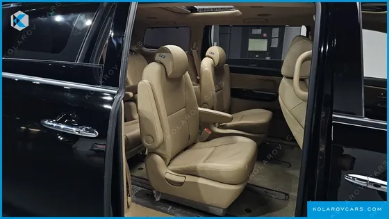 KIA CARNIVAL 9-SEATER PRSTIGE